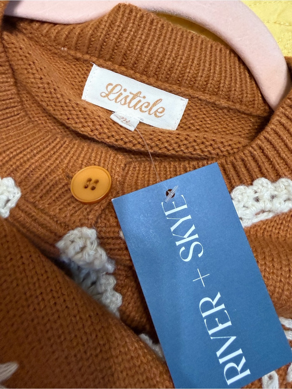 H221 NWT Listicle M ptp20 Rust Cardigan with Cream Crochet Trim Floral Embroider - Picture 8 of 8